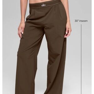 Bundle - ALO Yoga suit up trouser - ALO Softsculpt Precision Short Sleeve Top